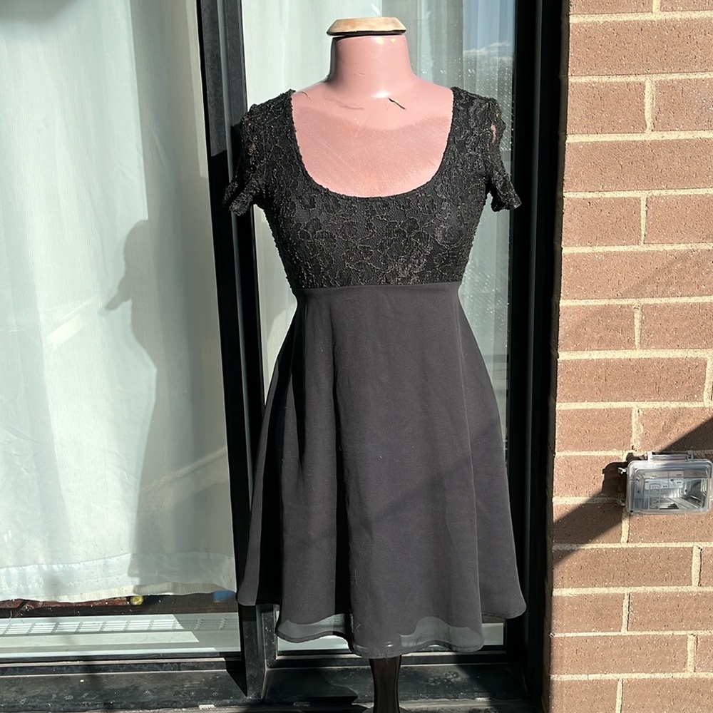 VINTAGE 90s goth short sleeve babydoll mini dress